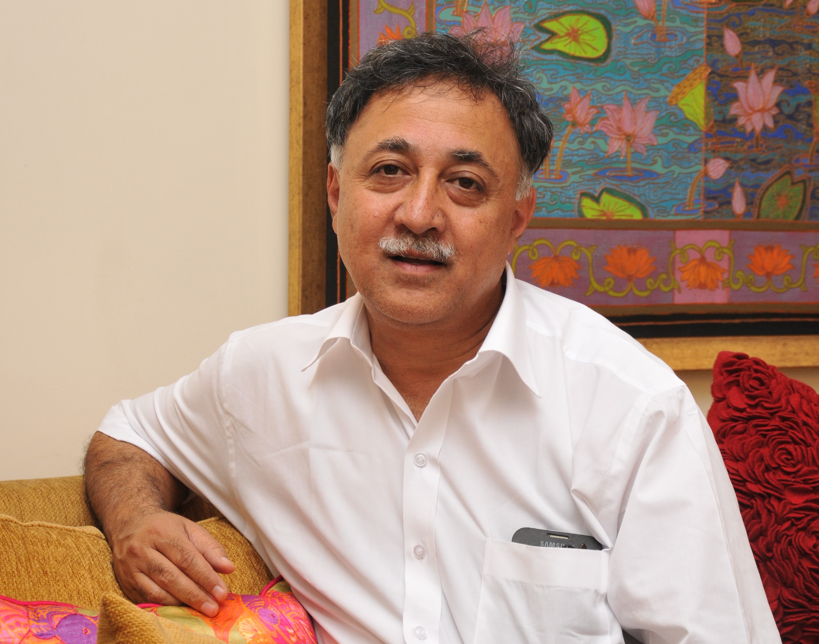 Mansoor-PIC-2.jpg