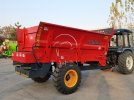 manure spreader.jpg
